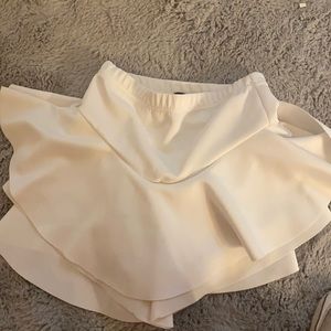 Boohoo size 6 skort
